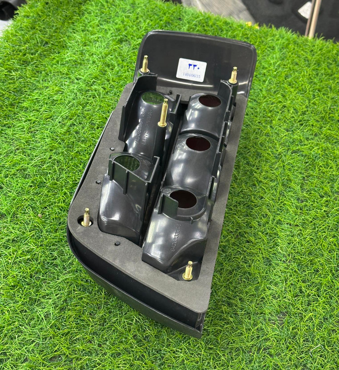 چراغ عقب بالا سفید پارس